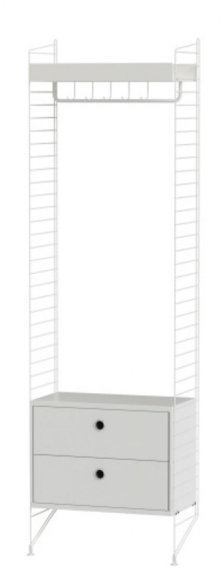 Weißes String Regal Flursystem mit zwei Schubladen und Kleiderstange für Ordnung im Eingangsbereich.